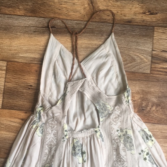 Summer dress - Picture 3 of 3